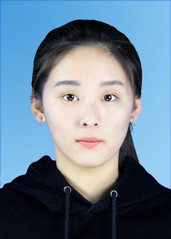 周倩文