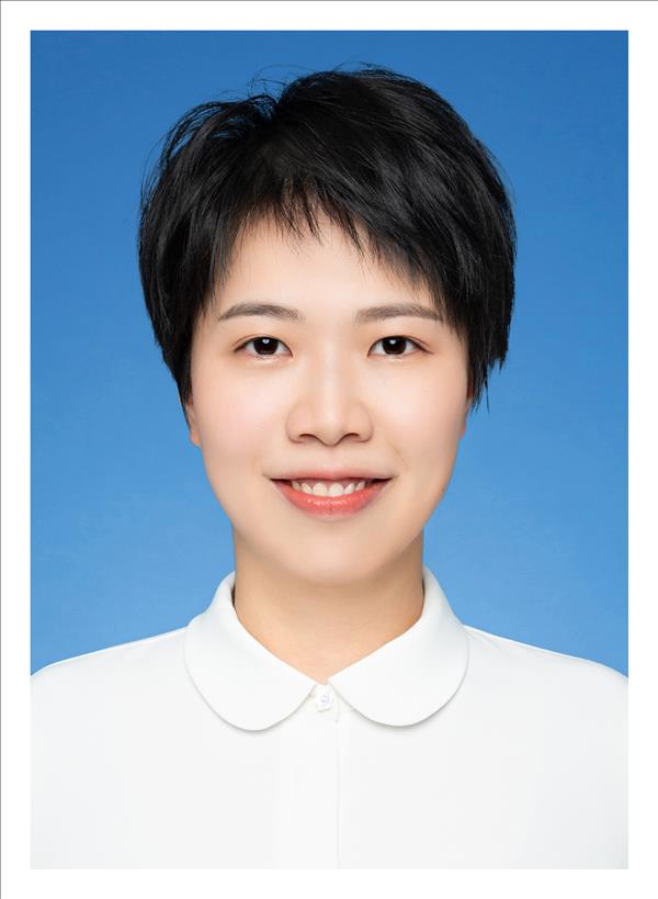 杨师师