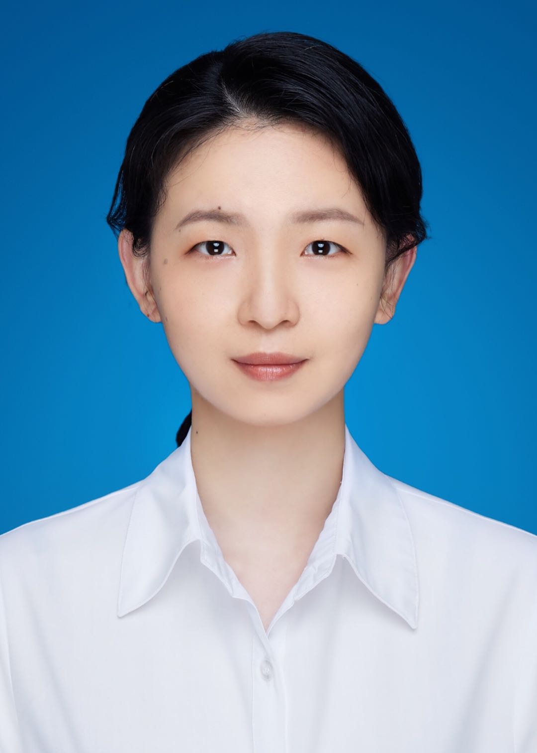 罗嫣