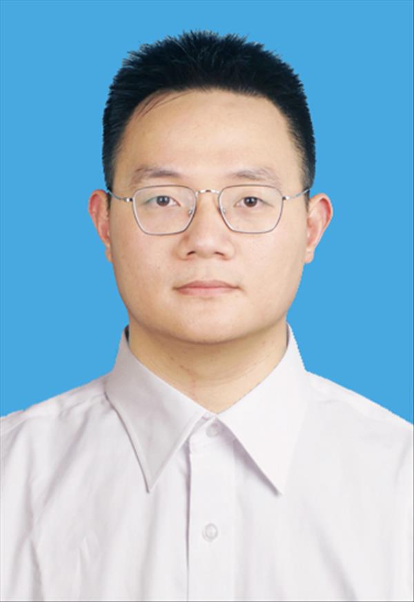冯泽源